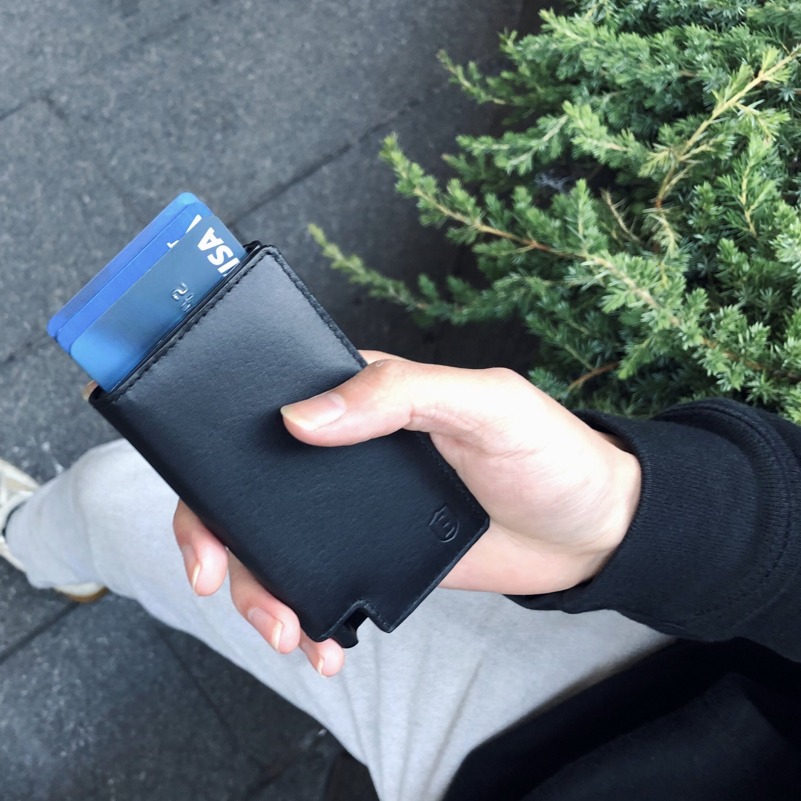 This Wallet From Ekster Is Beyond Worth It. Here’s Why.