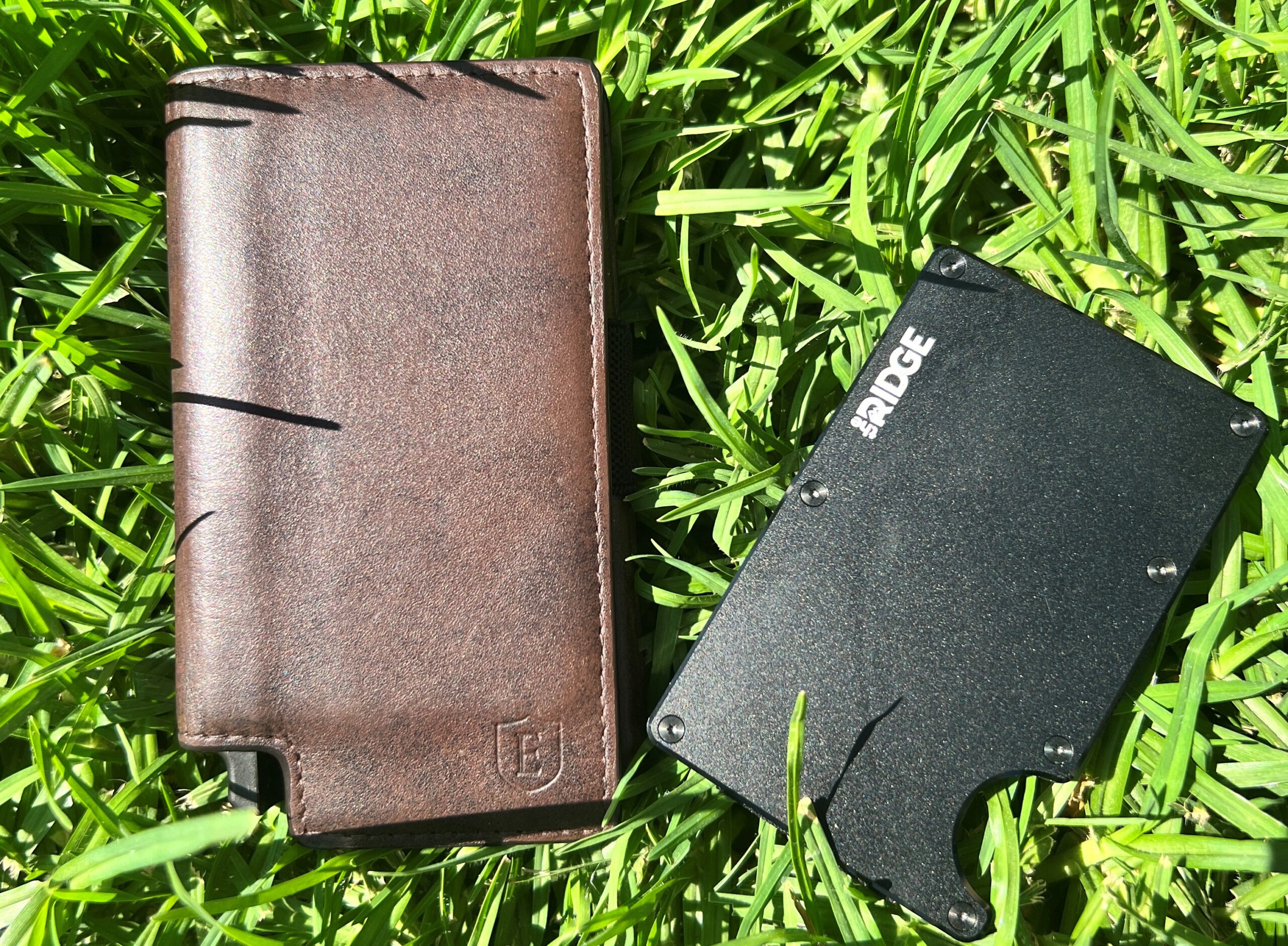 Ekster and Ridge Reviewed – Here’s The Brand We’re Slipping Into Our Pockets