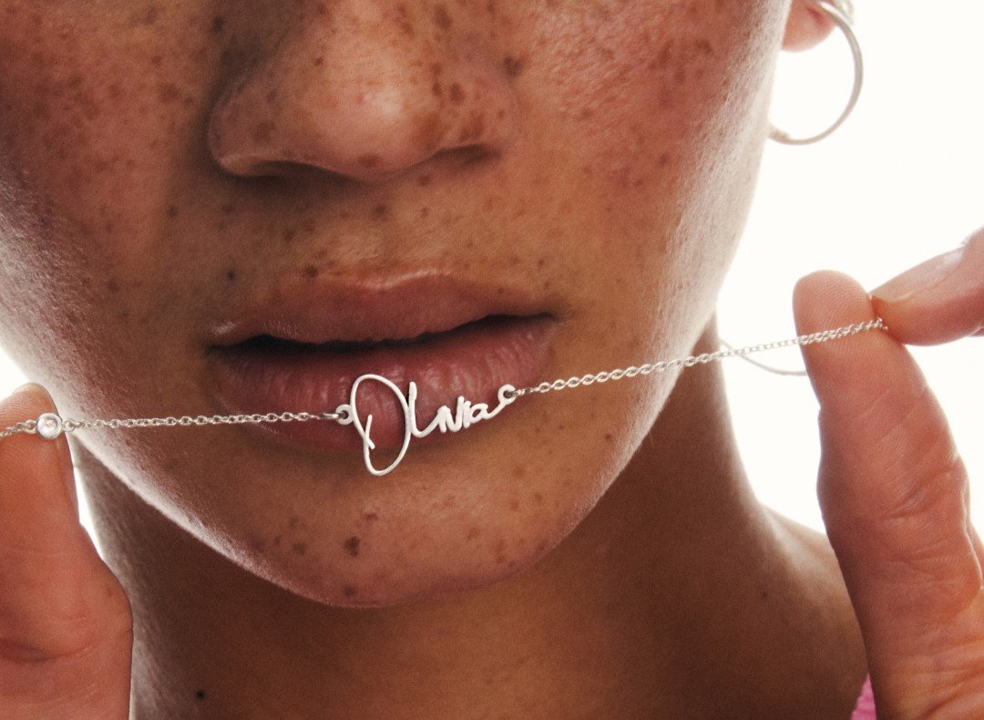 Our Must-Have Oak and Luna Picks To Elevate Your Everyday Look