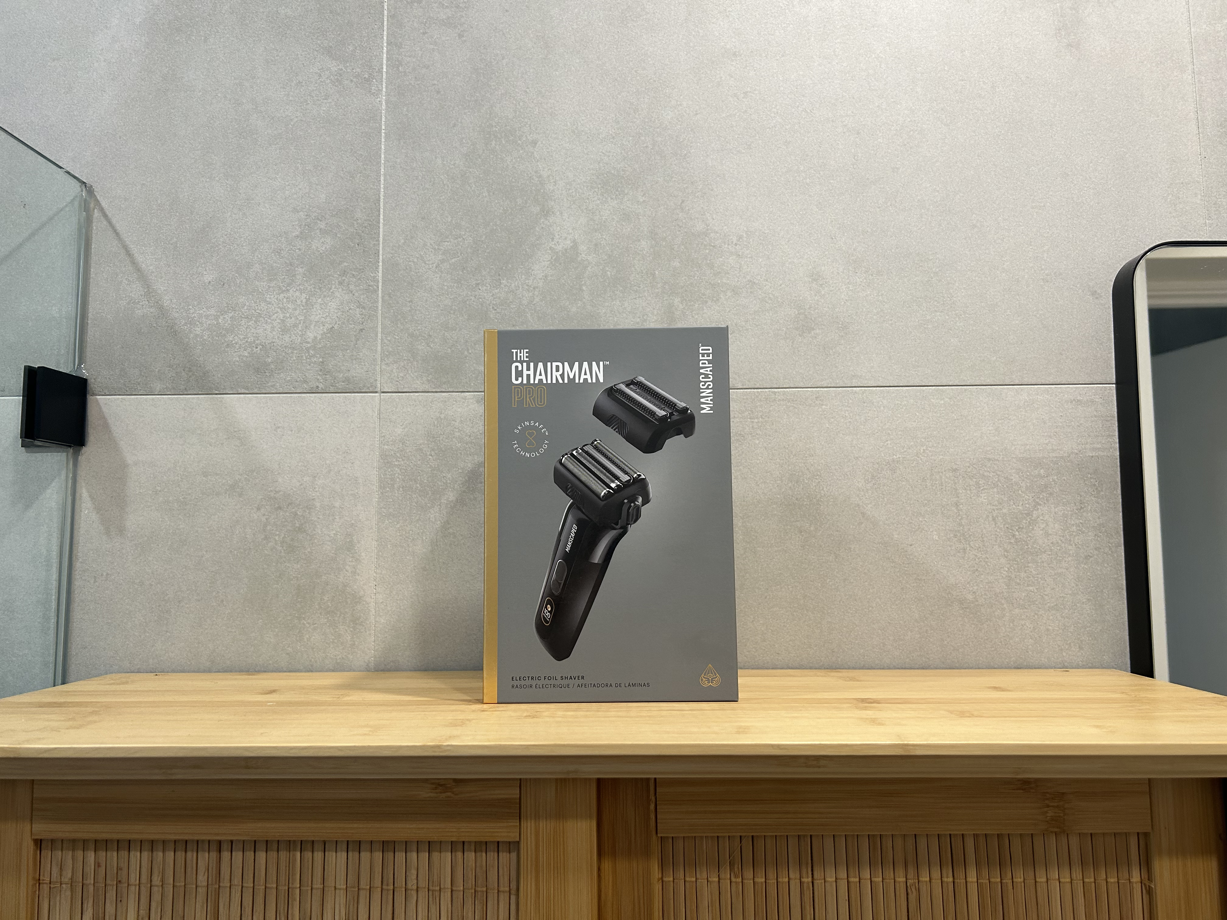 Why MEN Are Swapping Disposable Razors For MANSCAPED®’s The Chairman™ Pro